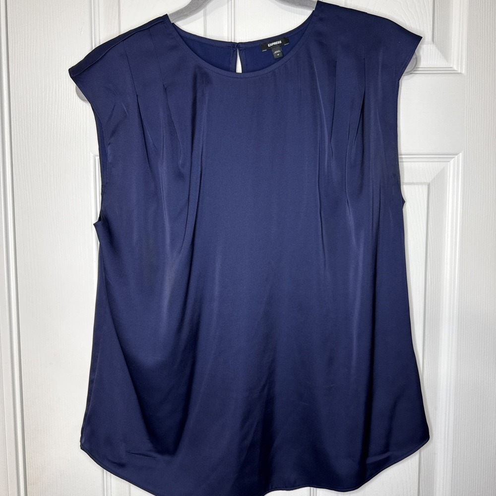 💙 EXPRESS Pleated Cap Sleeve Blouse | Navy Blue | Size M